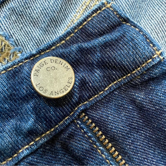 Paige•Size 28•2.5” Jimmy Jimmy Shorts•Cuffed Denim•Medium/Dark Wash•Distressed - Picture 5 of 12